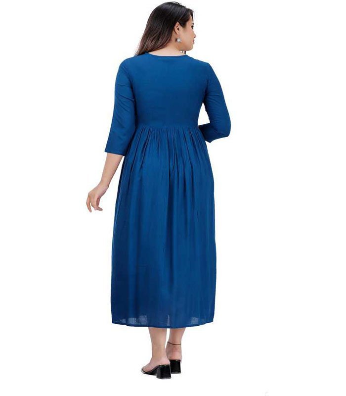 light-blue-dmp-fashion1-1.jpeg